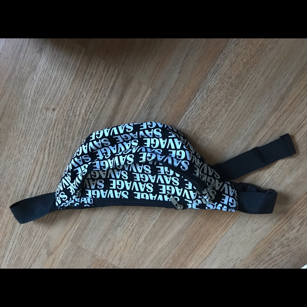 Black and white fanny pack